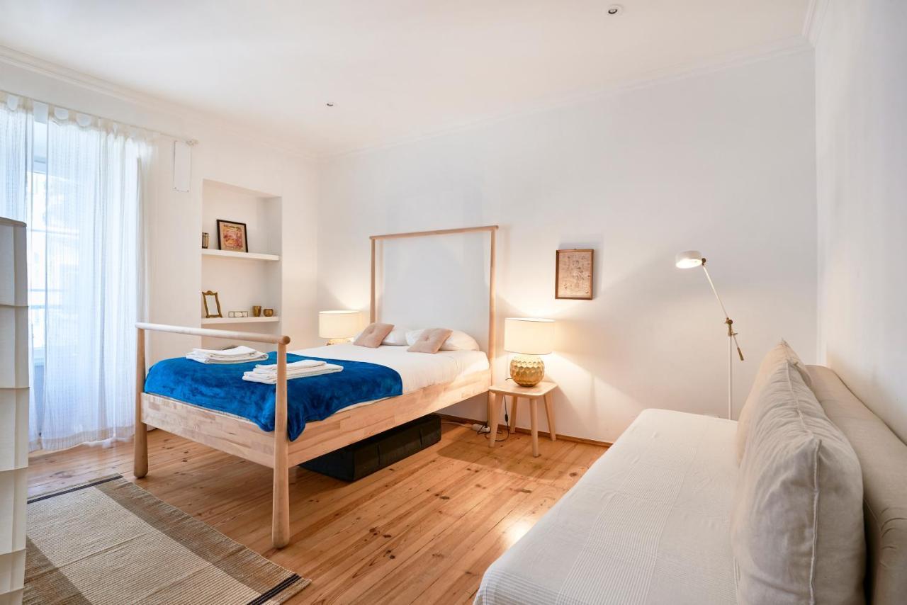 Spacious Bairro Alto Apartment With Courtyard, By Timecooler Lisboa Εξωτερικό φωτογραφία