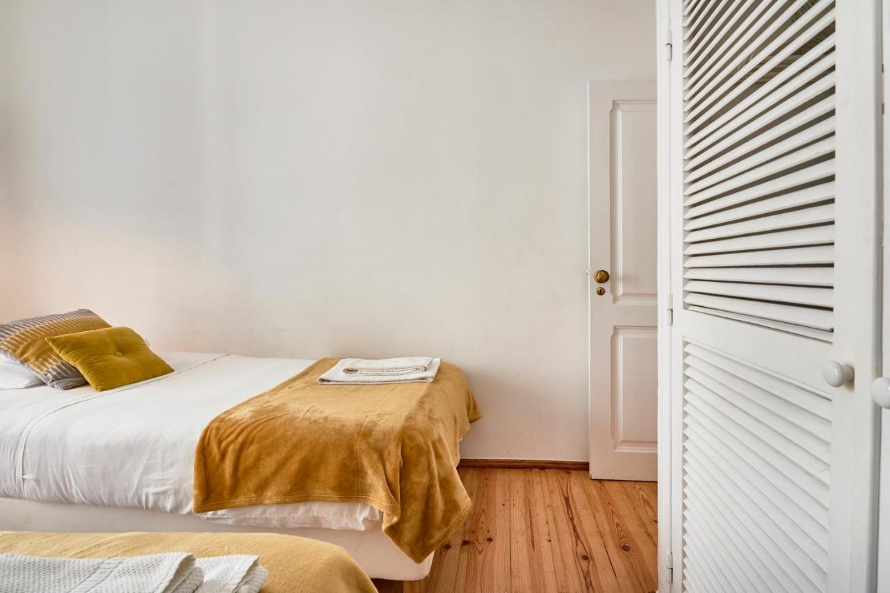 Spacious Bairro Alto Apartment With Courtyard, By Timecooler Lisboa Εξωτερικό φωτογραφία