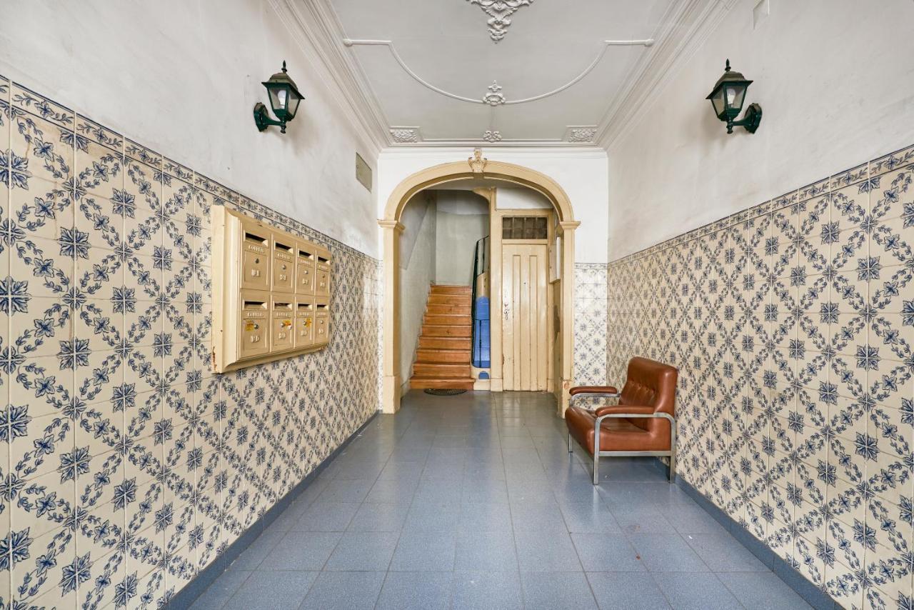 Spacious Bairro Alto Apartment With Courtyard, By Timecooler Lisboa Εξωτερικό φωτογραφία