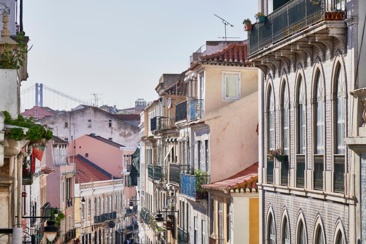 Spacious Bairro Alto Apartment With Courtyard, By Timecooler Lisboa Εξωτερικό φωτογραφία